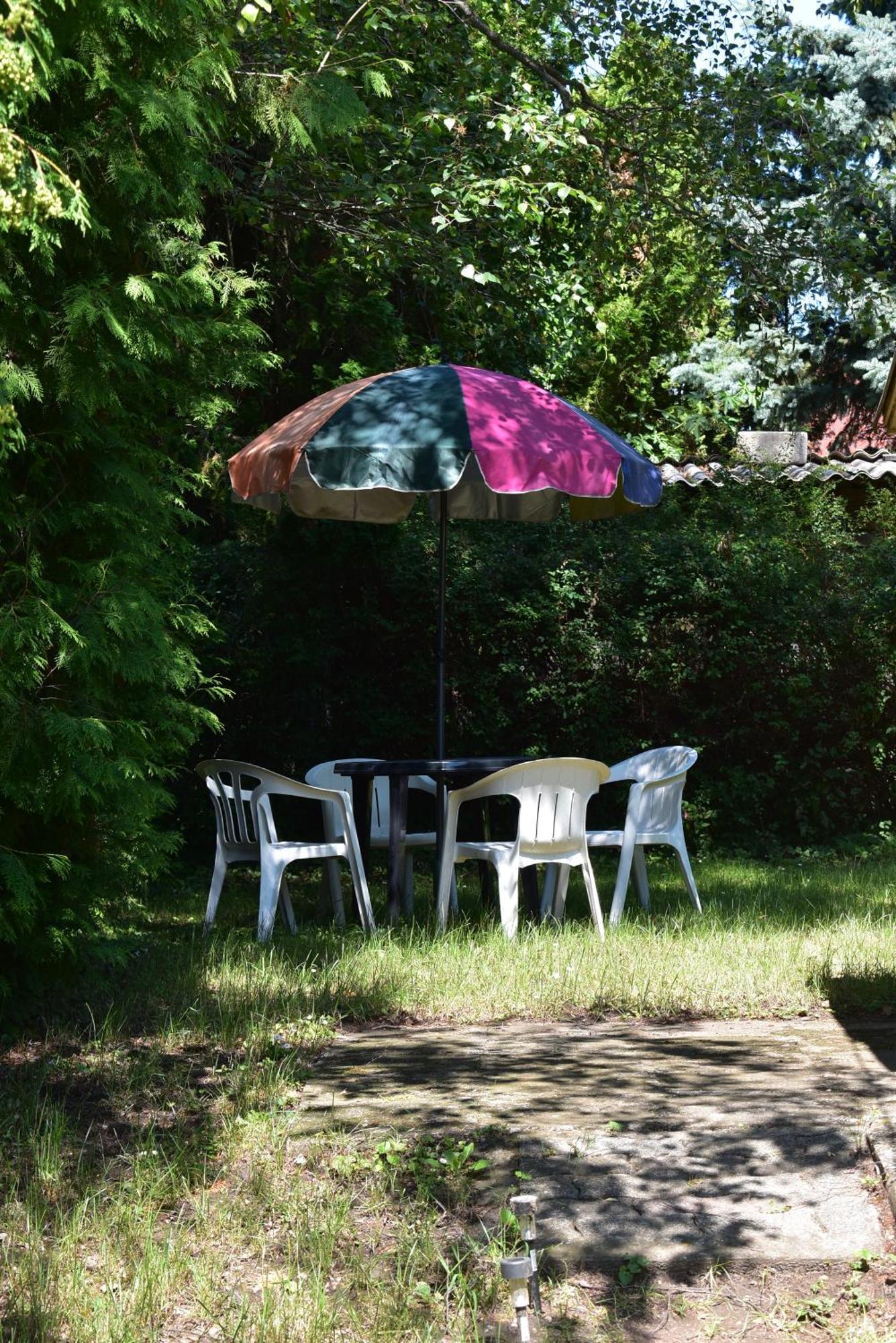 Cozy Family Cottage At The Lake Siófok Exterior foto